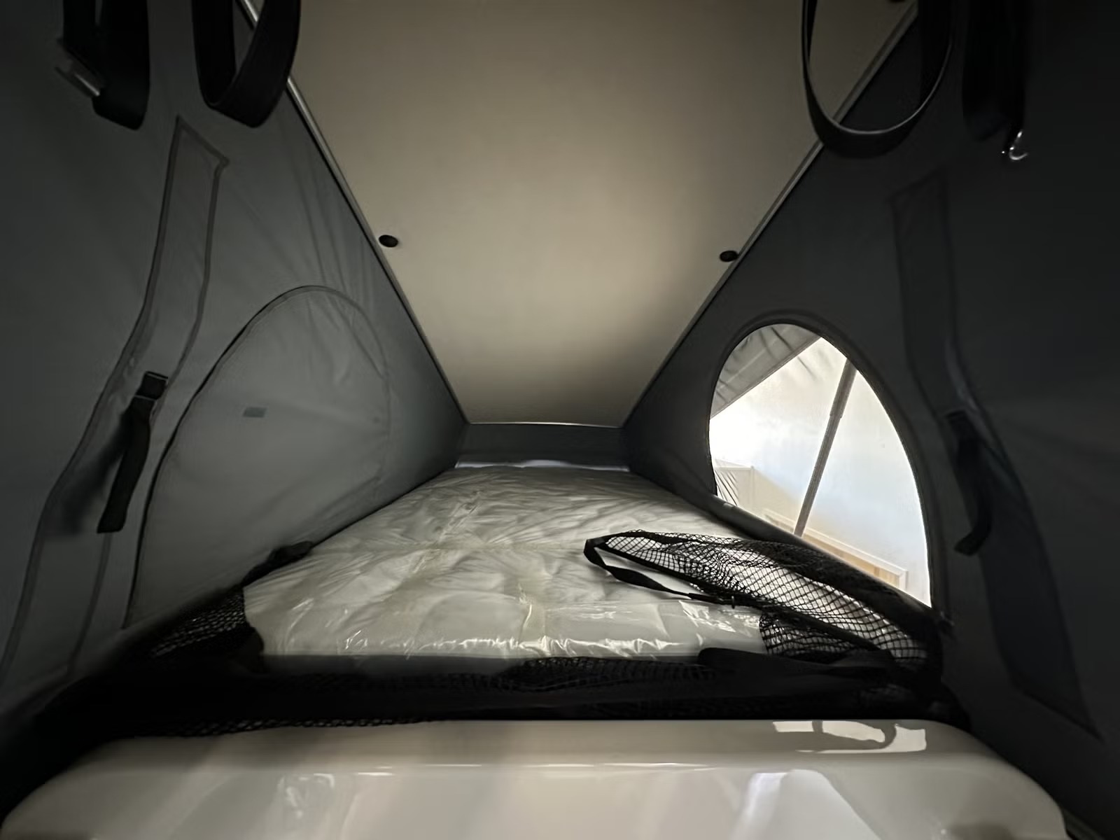 WESTFALIA JAMES COOK 600 E SLIDE-OUT 04 COUCHAGES - Image 20