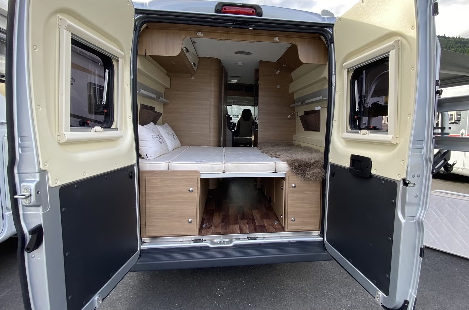 BENIMAR BENIVAN 116 - 04 COUCHAGES - Image 17