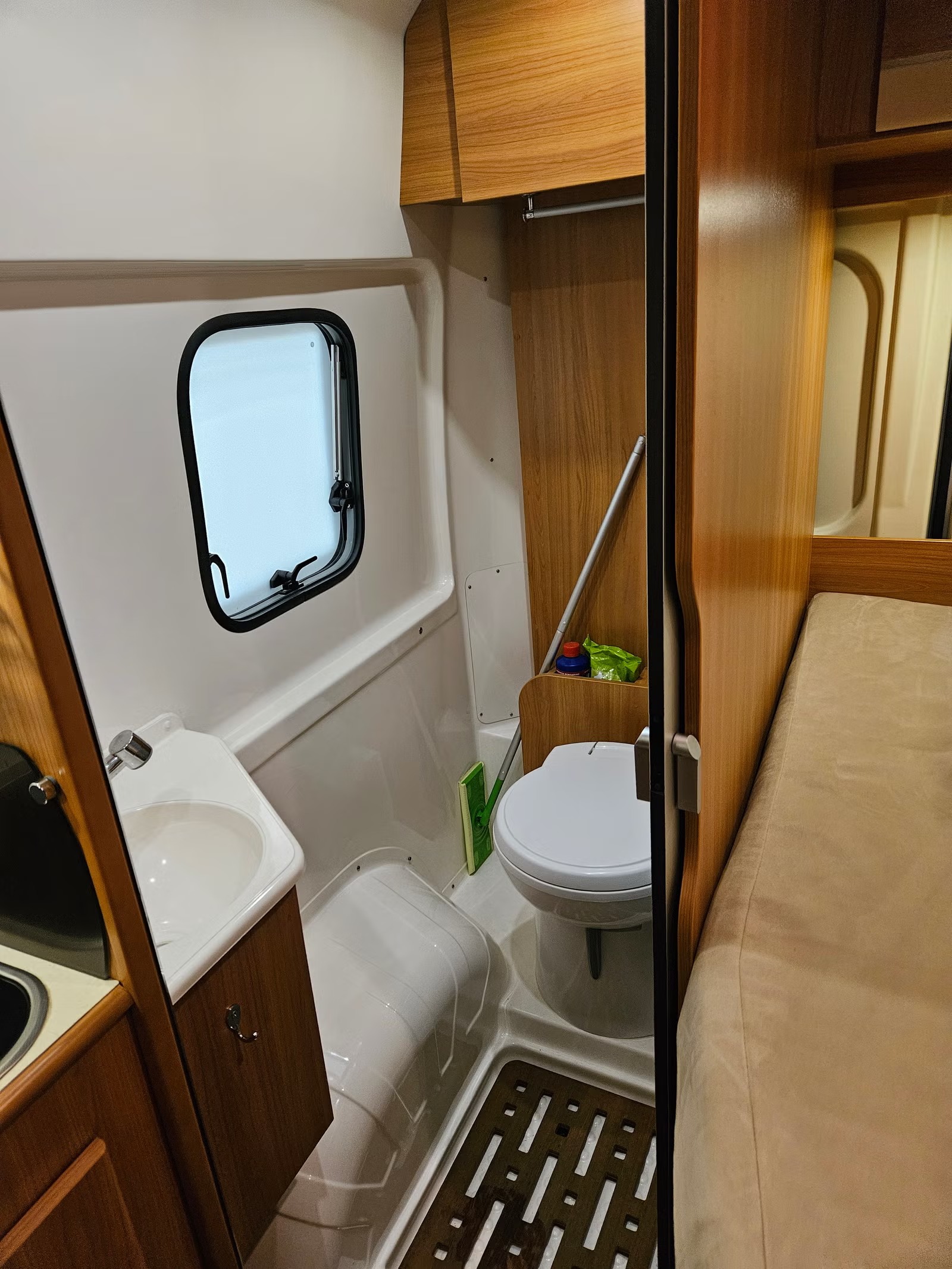 RAPIDO V 56 - Image 15