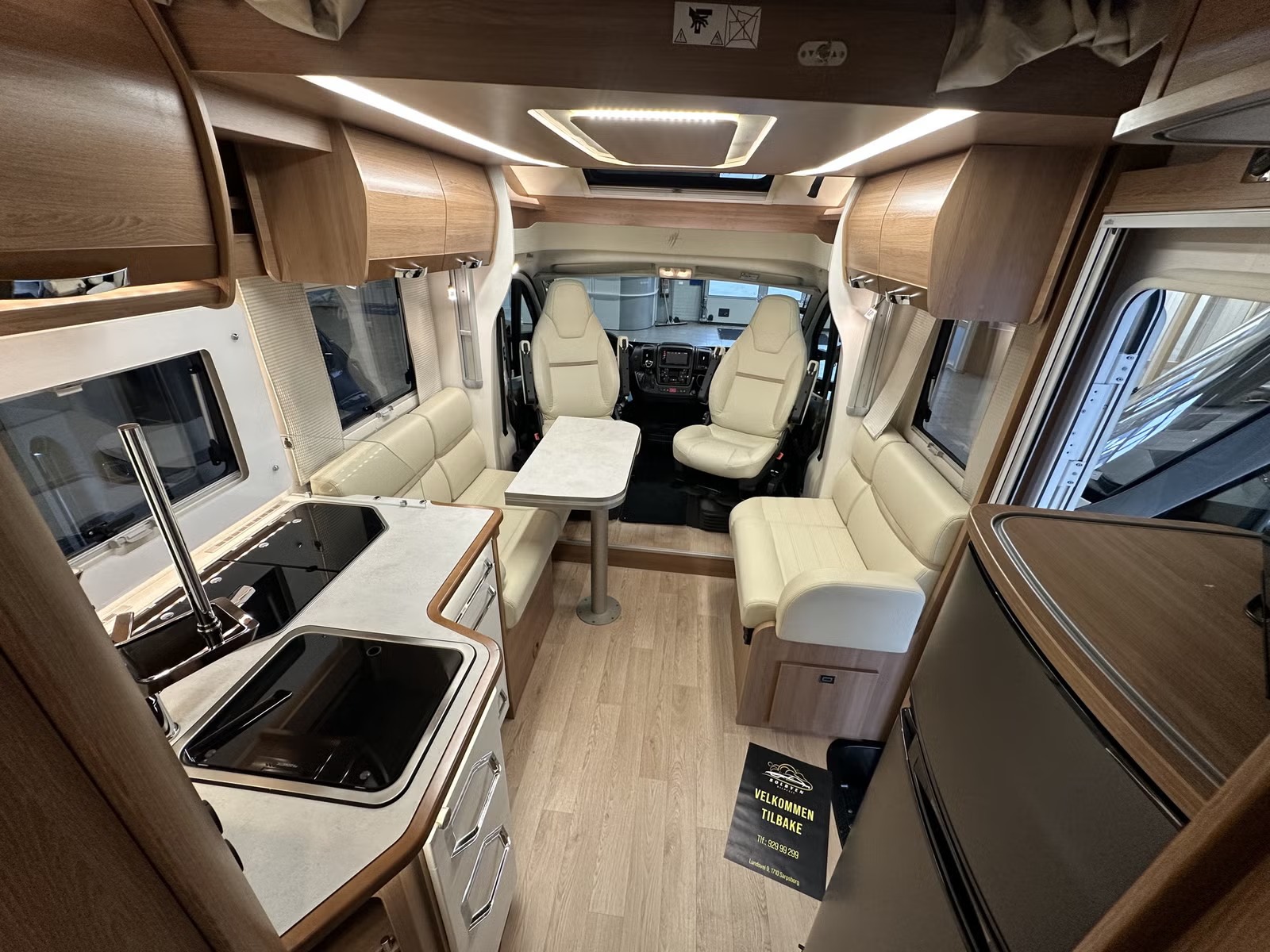 RAPIDO 696 F PREMIUM EDITION - Image 8