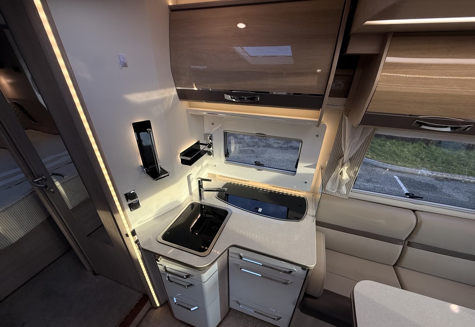 RAPIDO 7096 F - Image 13