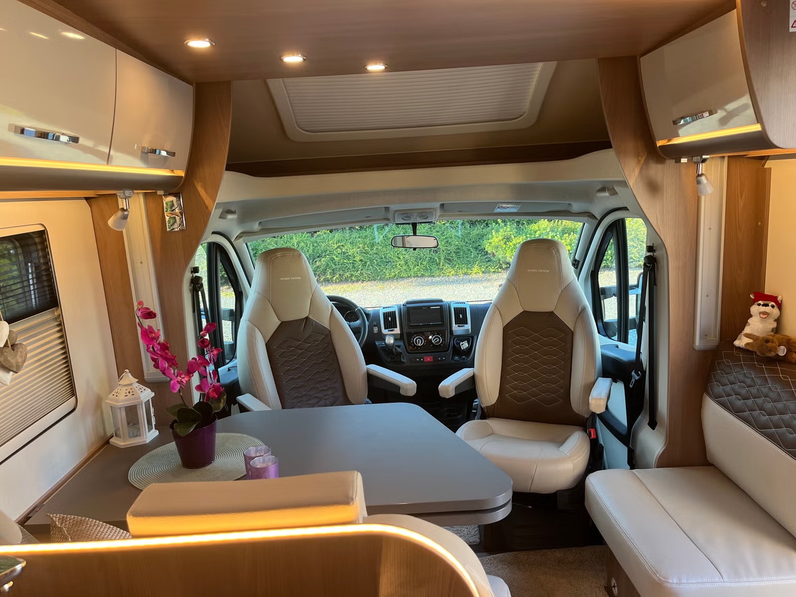 BÜRSTNER LYSEO TD 734 PRIVILEGE - Image 9