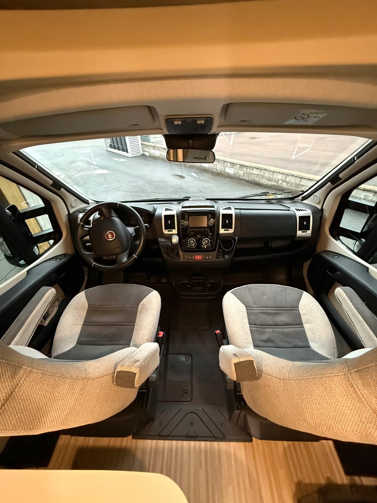 BENIMAR MILEO 263 - Image 9